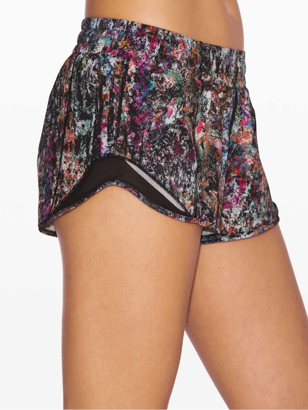 Lululemon Hotty Hot Short Vitalize Multi Black 4